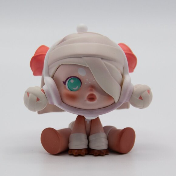 Popmart Skullpanda Ancient Castle Series: The Baby Zombie - Picture 1 of 6